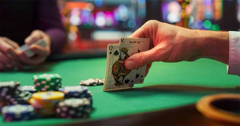 Luật chơi bài Poker chi tiết: Tân thủ cần nắm rõ để không thua