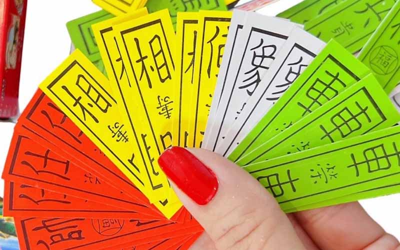 Bài tứ sắc là gì? Khám phá nét đẹp dân gian và bản online