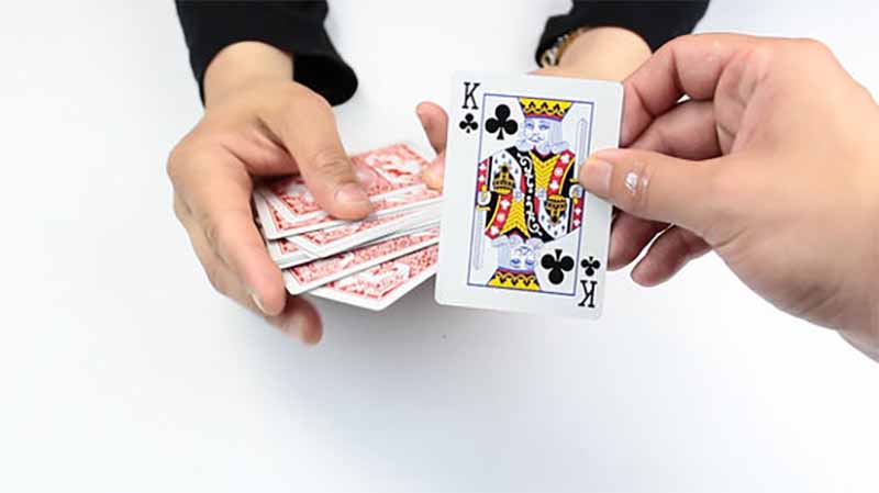 Luật chơi bài nói dối chuẩn: Cách chơi hay, mẹo thắng đơn giản