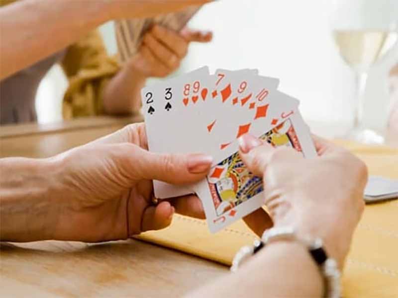 Luật chơi bài Sâm chi tiết: Hướng dẫn tân thủ dễ hiểu, dễ thắng